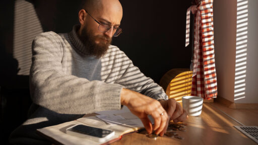 How to Save Money Fast — 21 Tricks That Work